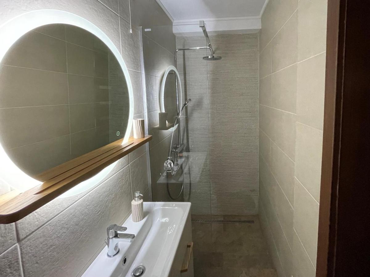 Apartament 2 Camere La Casa - Bucuresti المظهر الخارجي الصورة